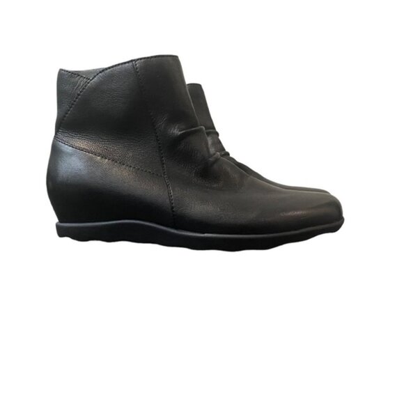 Dansko New Women's Madge Boot Black Leather size 38 - Picture 2 of 13